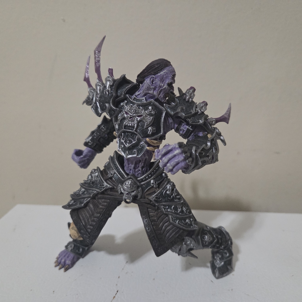 World of Warcraft Series 3 Undead Rogue Skeeve Sorrowblade action figure